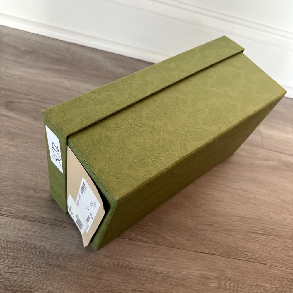 Gucci Shoe Box - Picture 2 of 2